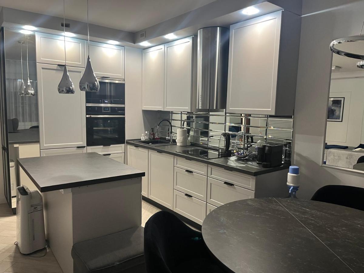 Apartament Panewnicka Katowiceアパートメント エクステリア 写真
